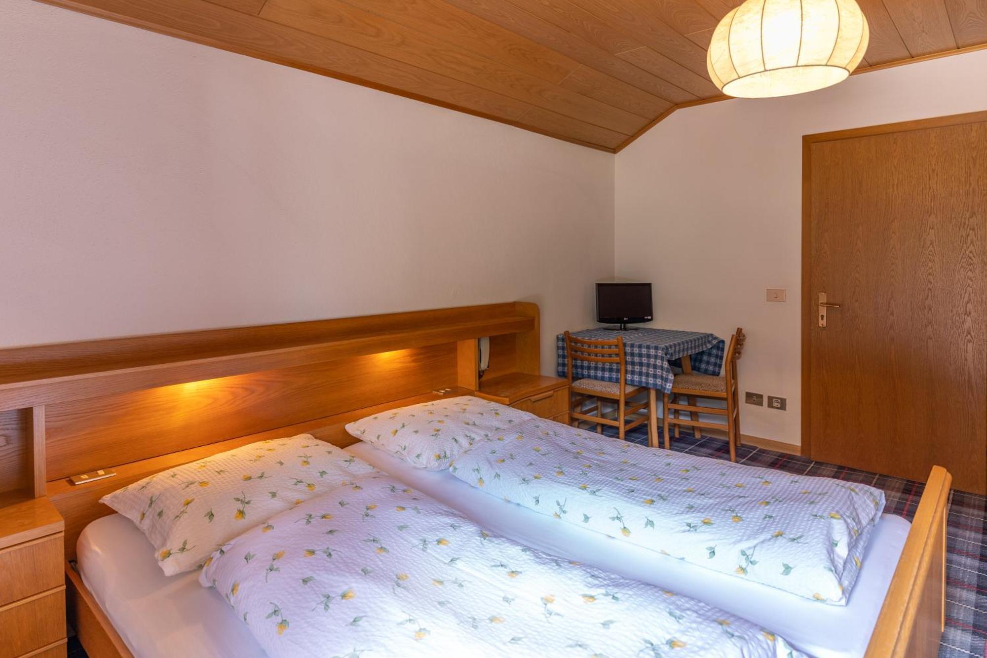 Chalet Fisti Ла Виля Стая снимка